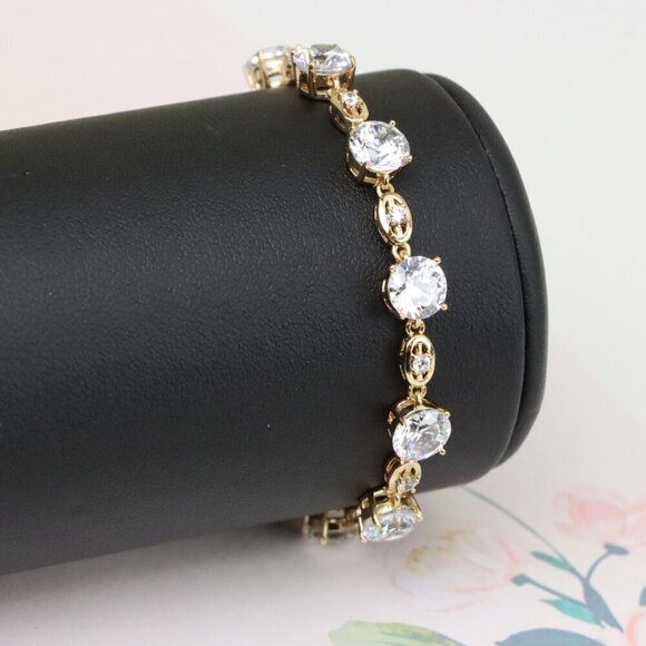 "Elegant Round Zircon Rose Gold Bracelet with Sparkling Finish, XPBL0921 - Picture 1 of 12